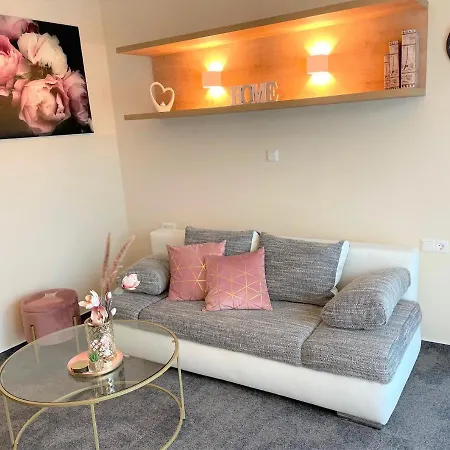 Likedaheim Aparthotel *