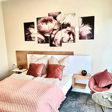 Aparthotel Likedaheim Rosbach vor der Höhe